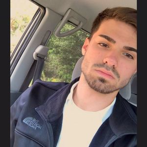 Meet your Posher, Christian