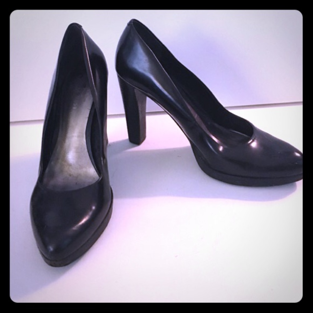 Nine West black heels