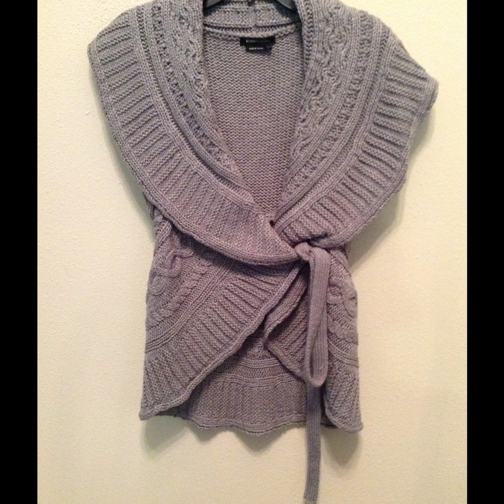 NWOT BCBG Sweater Large