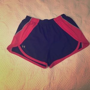 Under Armor Short in Excellent Used Condition