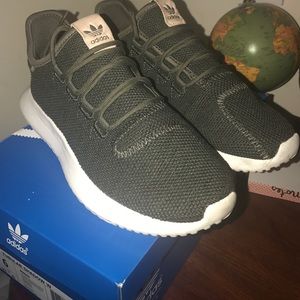 Tubular Shadow women size 6