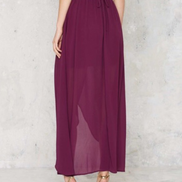 💥LAST CHANCE💥 Magenta Flutter Cut Out Dress - Picture 3 of 3