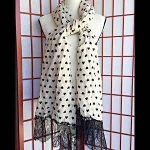 Betsey Johnson heart scarf/shawl. With lace NWOT
