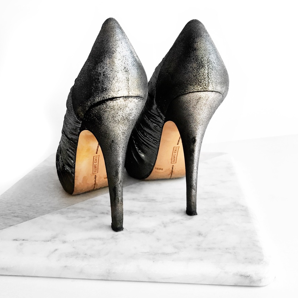 Vince camuto silver metallic heels - Picture 3 of 4
