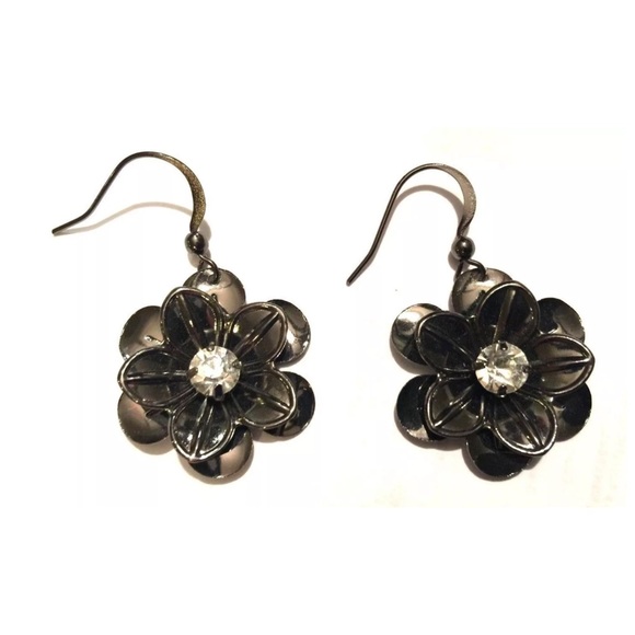 Layered Flower Crystal Statement Necklace D27 - Picture 3 of 4