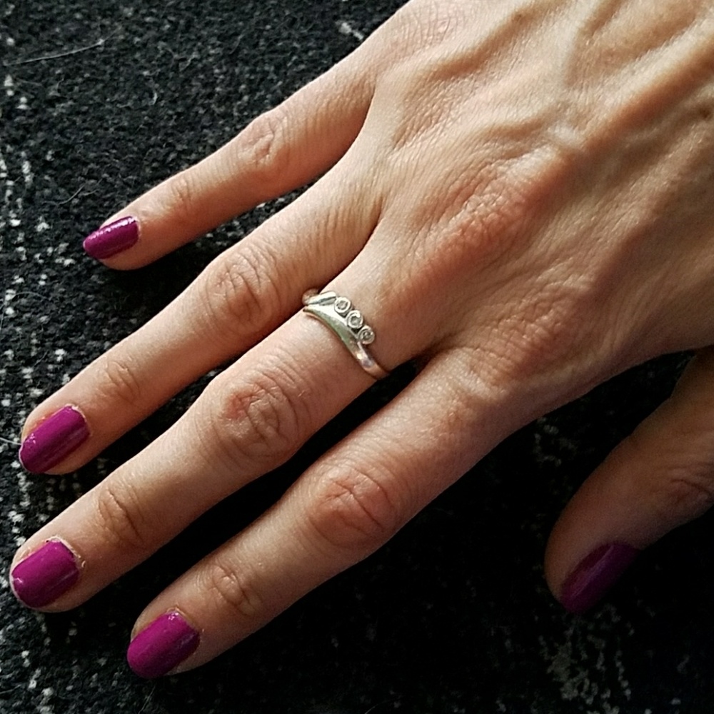 Silver ring 😍 size 8