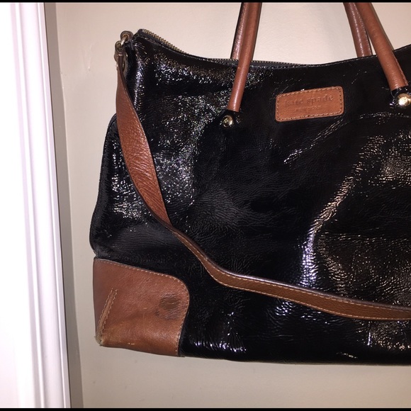 Kate Spade black shiny purse/brown leather detail - Picture 7 of 7