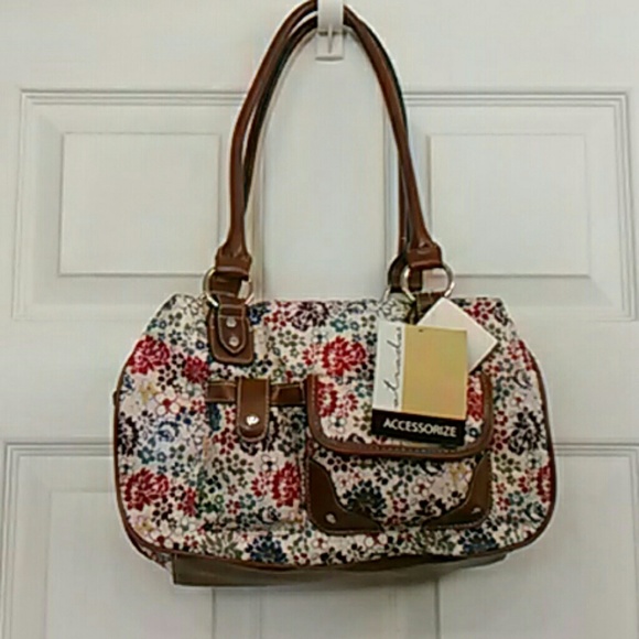 NWT floral handbag by Strada - Picture 2 of 8