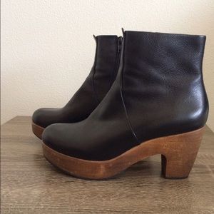 Coclico Ankle Booties