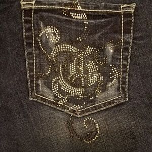 Guess Jeans with rhinestone pocket