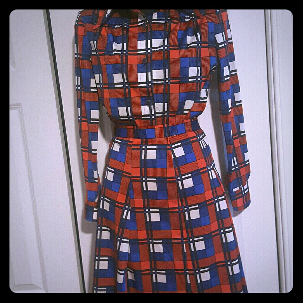 Multicolor skirt suit