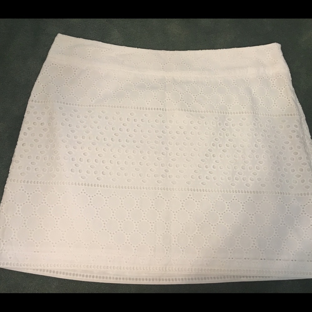 Banana Republic white skirt