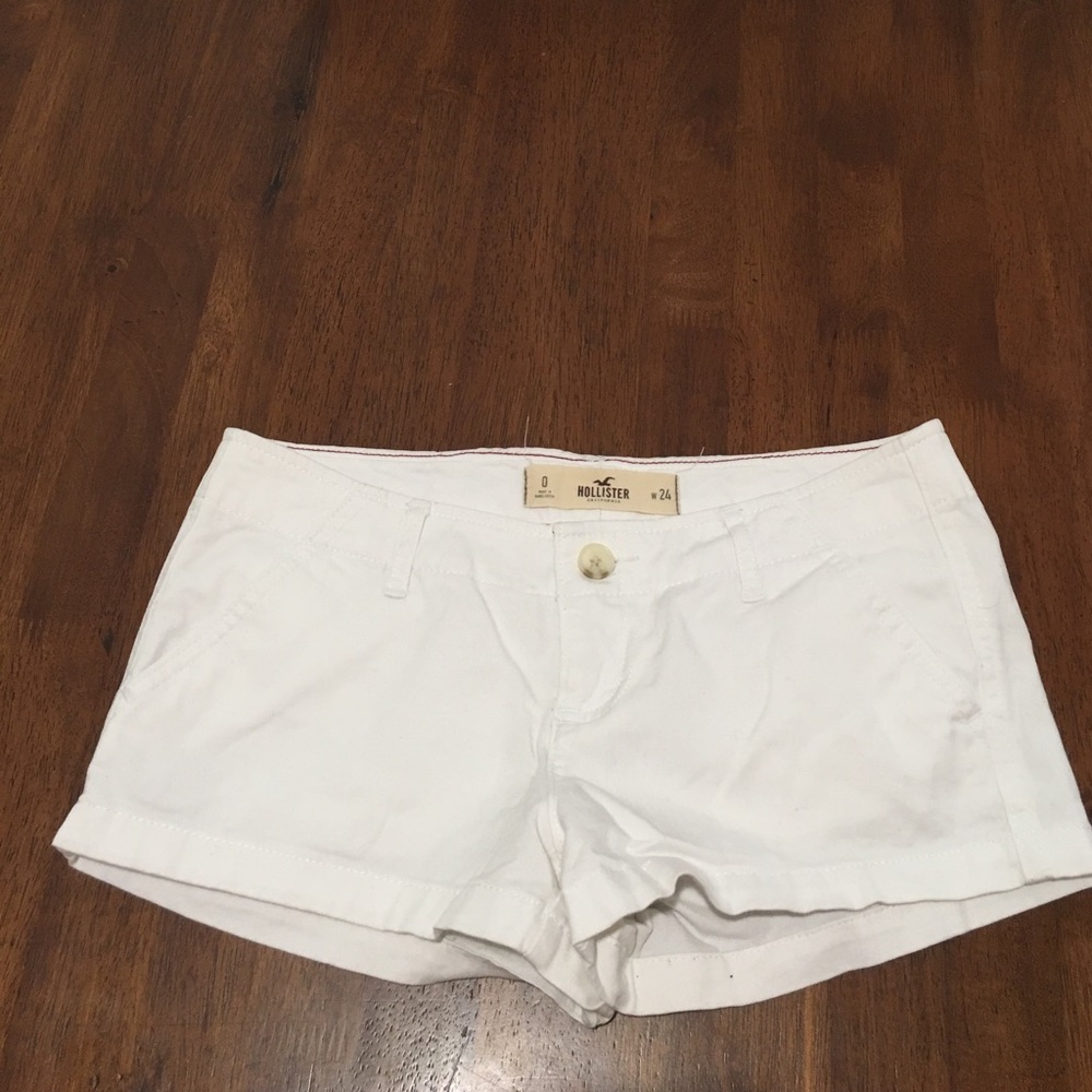 Hollister shorts size 0