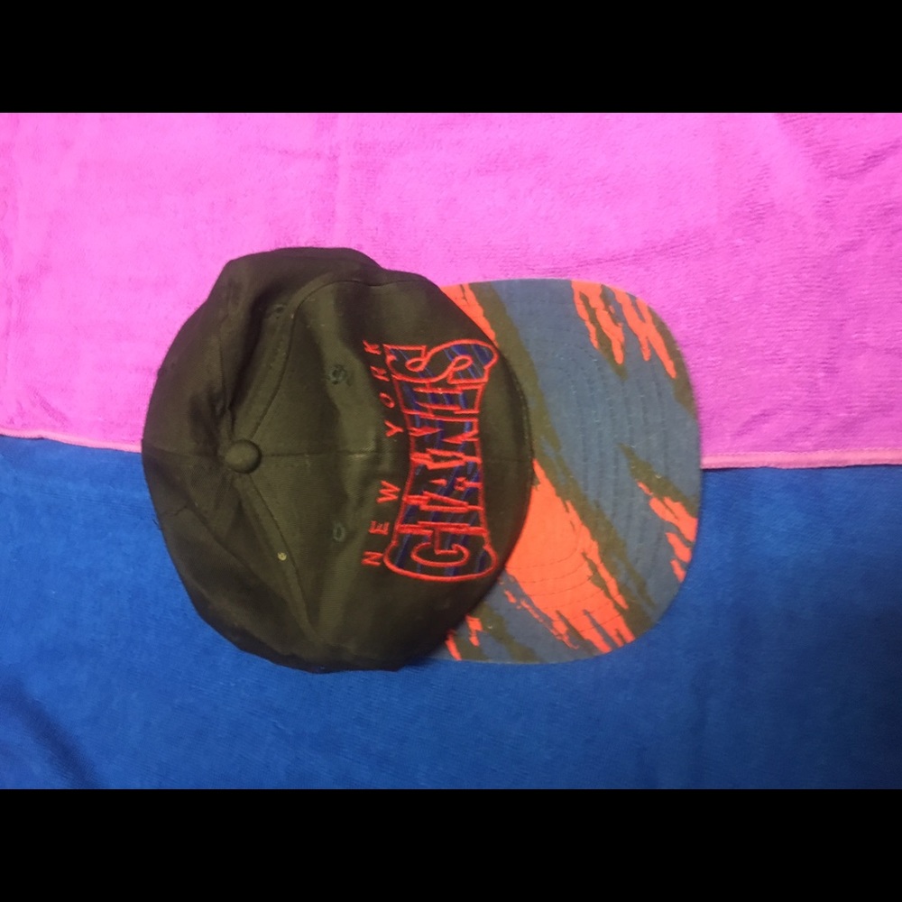 GIANTS SNAP BACK