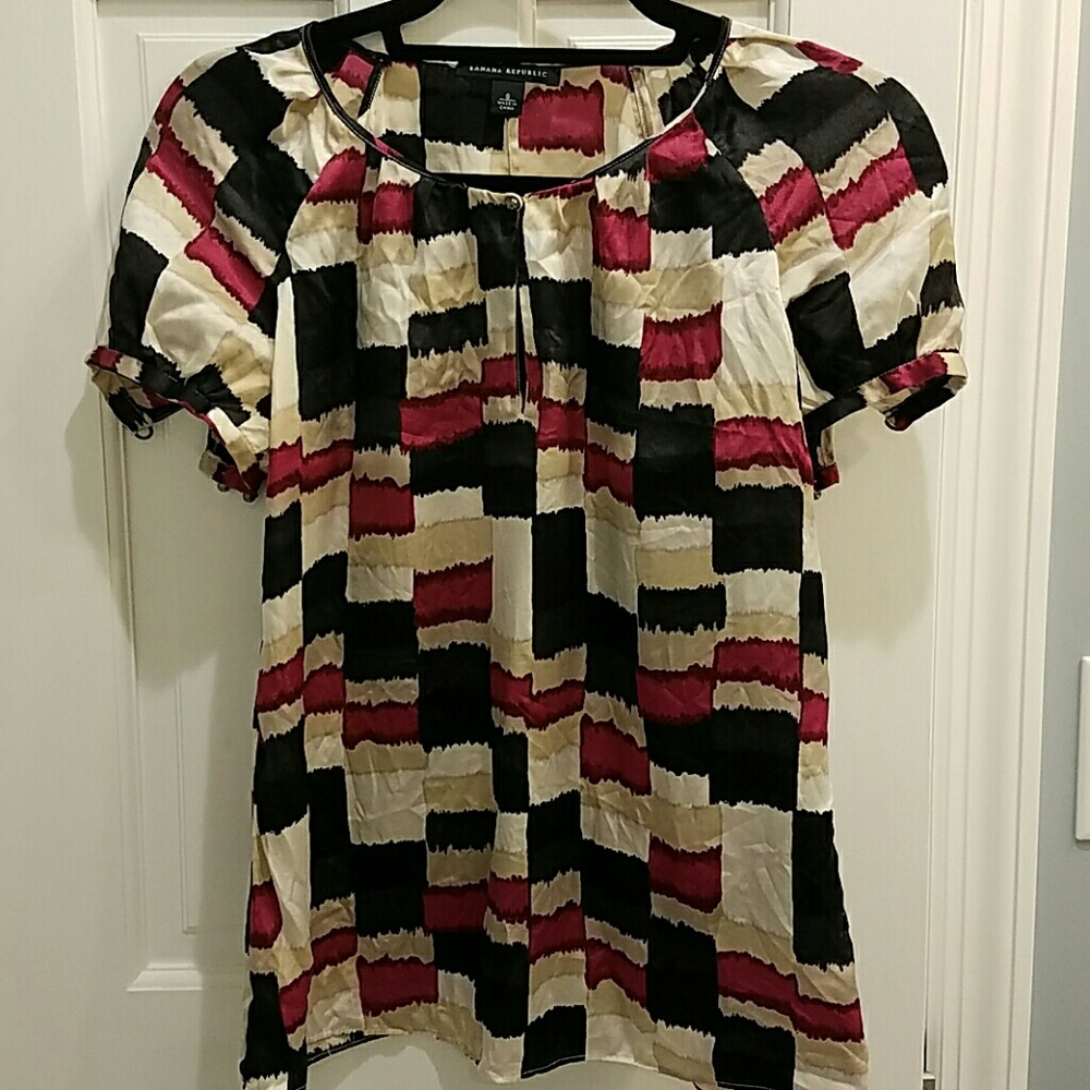 Banana Republic silk blouse size small