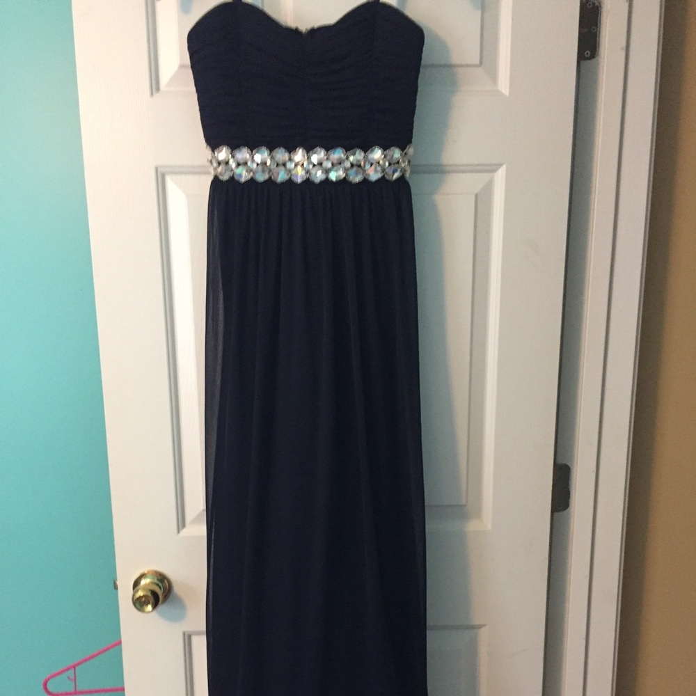 Navy blue prom/formal dress
