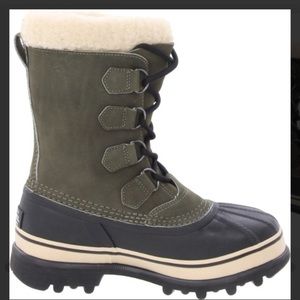 Sorel Caribou Size 6