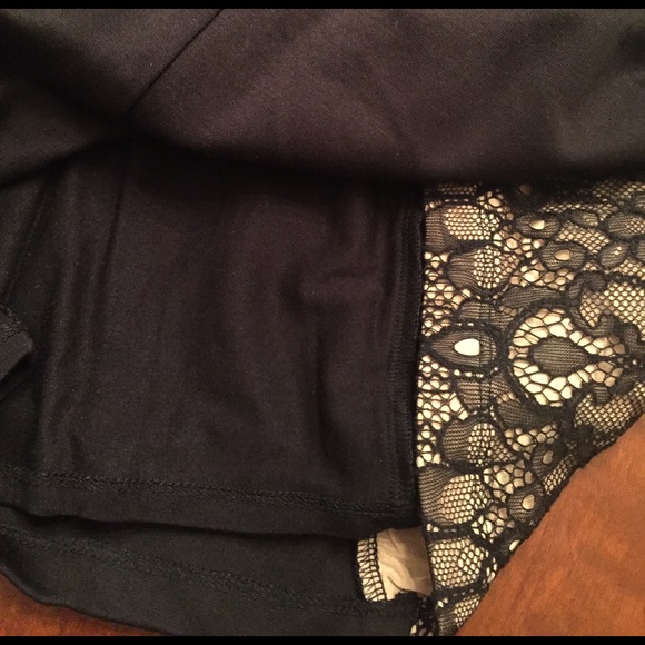 Bebe Lace Peplum Dress -S  NWT - Picture 7 of 8