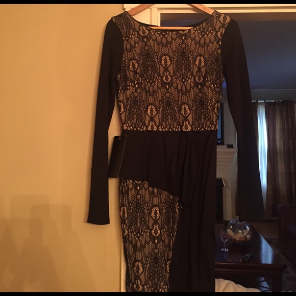 Bebe Lace Peplum Dress -S  NWT - Picture 8 of 8