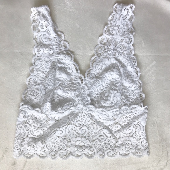 • Lace Bralette • - Picture 4 of 6