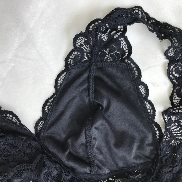 • Lace Bralette • - Picture 5 of 6