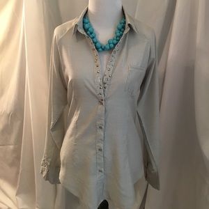 Long sleeve button up shirt