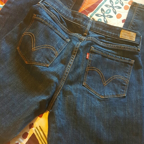 Levi's - Picture 3 of 3