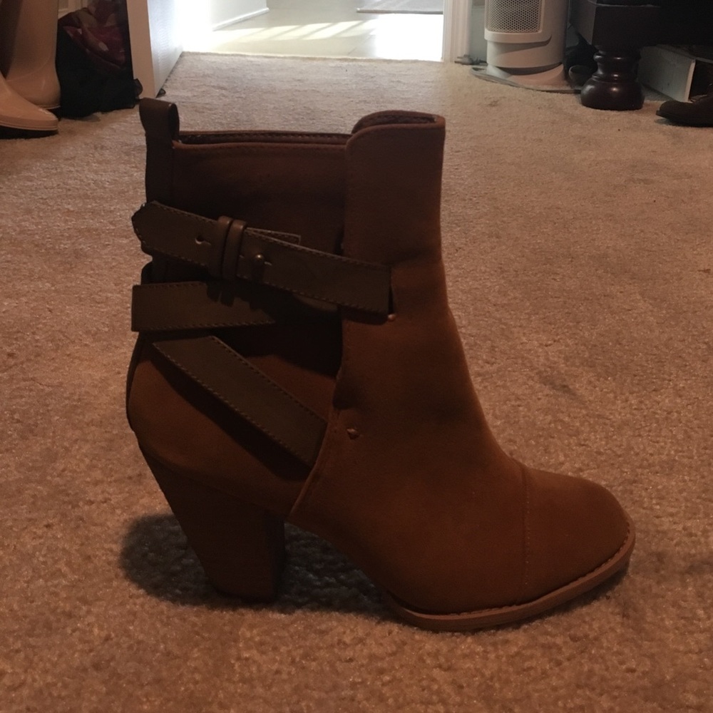 Ankle Boot - image 1