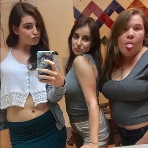 Meet your Posher, Olivia