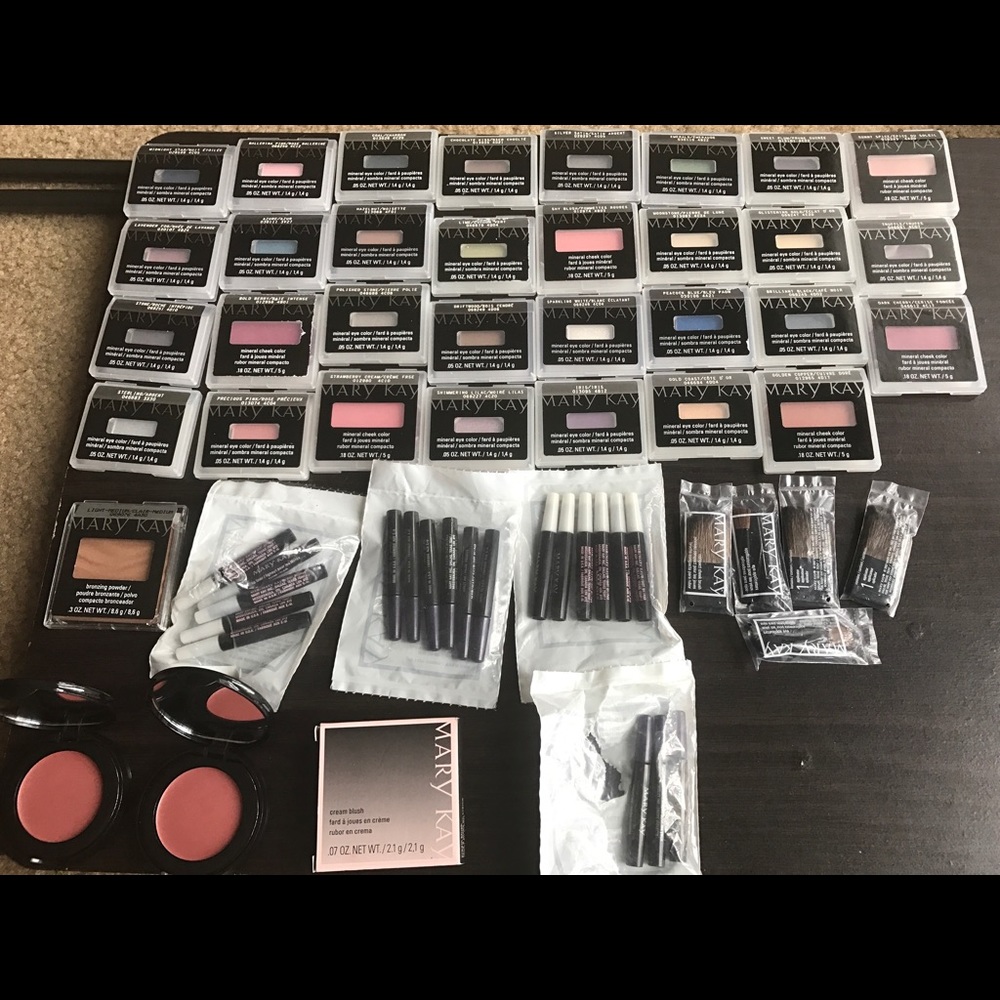 Various eye shadows, blushes,eyeliners, lip liners