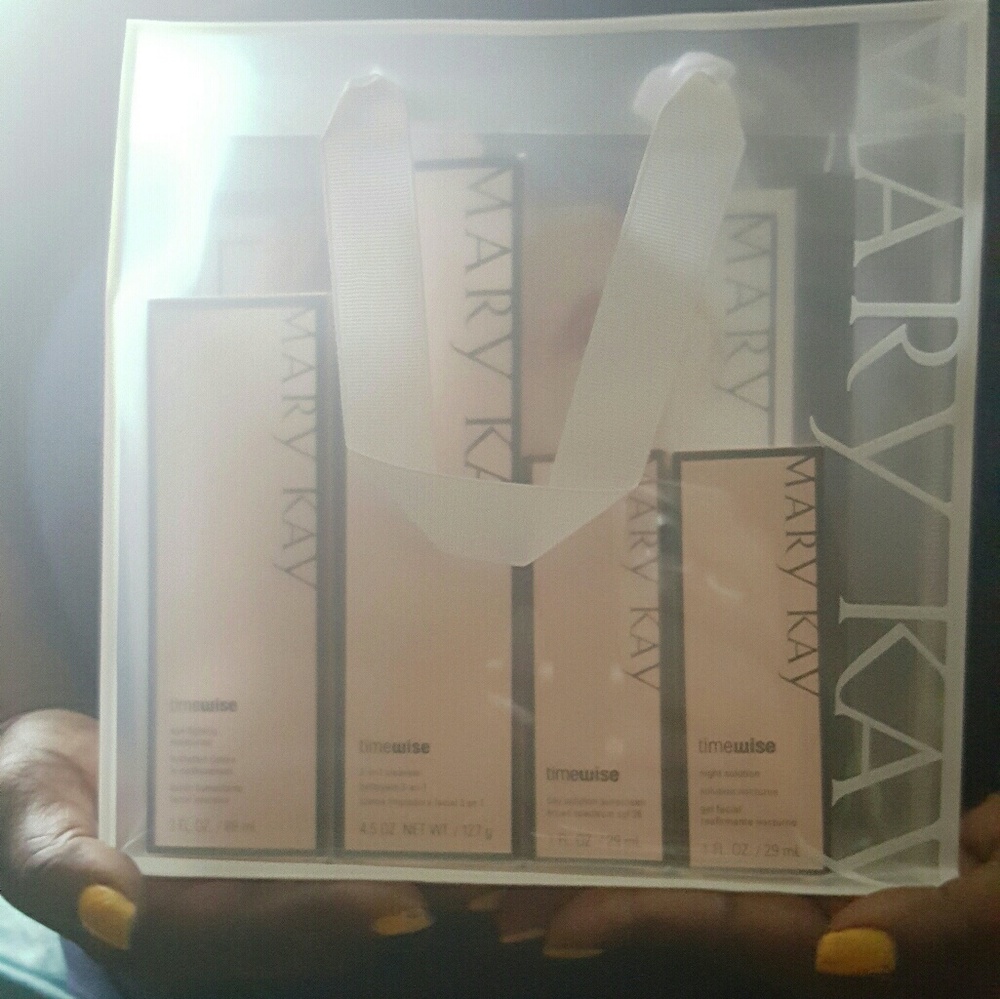 Facial cleansing set