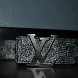 Black Louis Vuitton Damier Belt