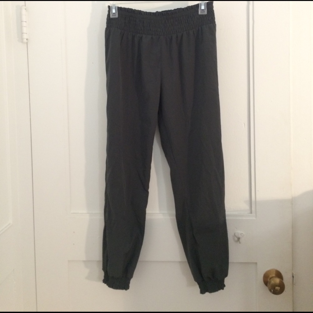 Cropped joggers