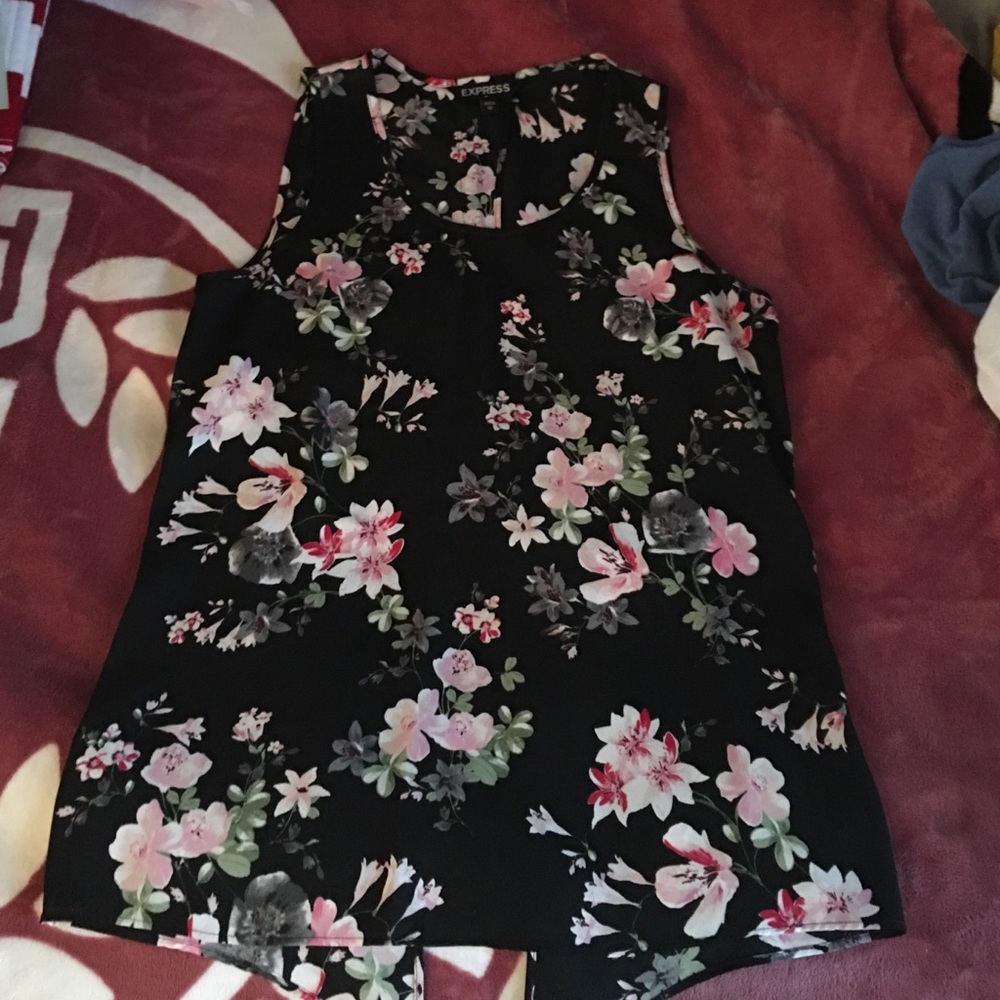 Express sleeveless top