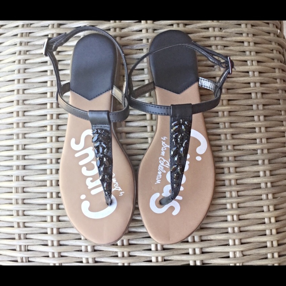 Sam E black jeweled flats. Comfy!!! NWT