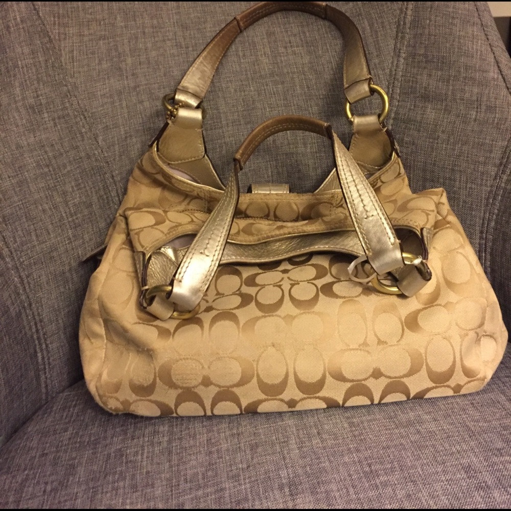 Coach Purse - Picture 3 of 4