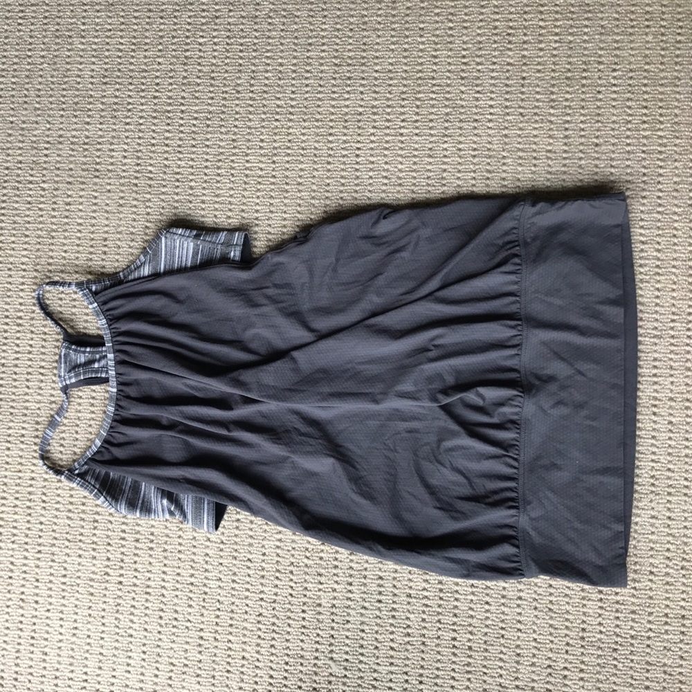 Lululemon tank top