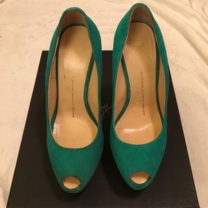 Giuseppe Zanotti Sharon Peep-Toe Pump