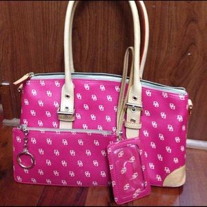 Dooney & Bourke purse, clutch, and ID holder