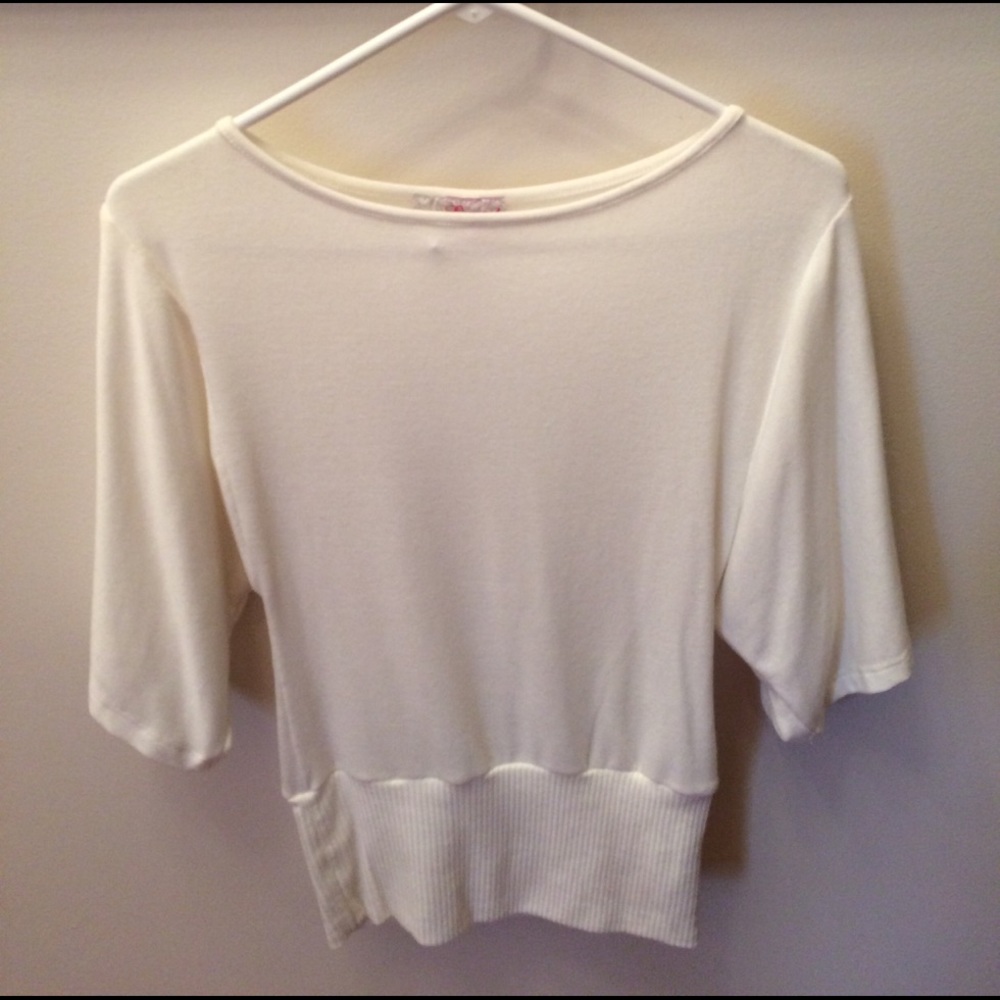 Small white ivory top with drape sleeves