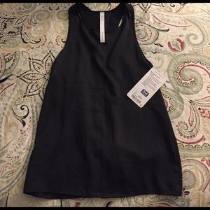 BNWT All Tied Up Tank *Tencel