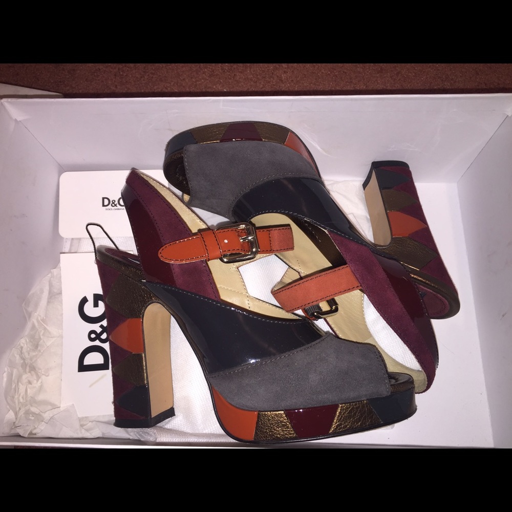 D and G Dolce and Gabbana Platform Sandals!