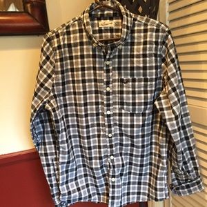 Men's Medium Hollister Button Up