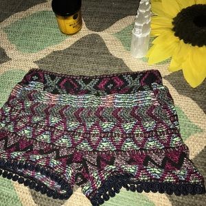 SOFT FABRIC PATTERN SHORTS