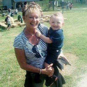 Meet your Posher, Mitzi