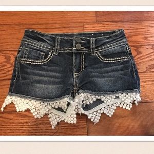 Girls size 7 shorts