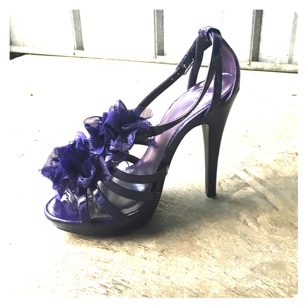Delicacy purple stilettos new size 7