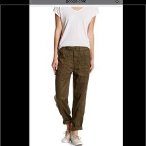 Joe fresh blue pants.