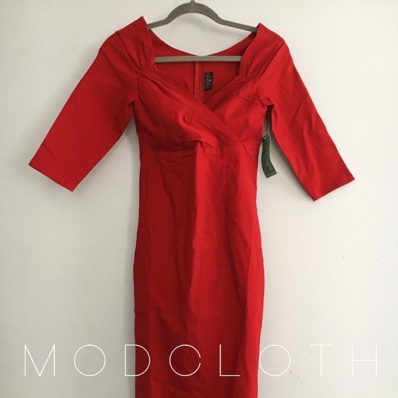 ModCloth Dresses & Skirts - modcloth ♡ red bodycon dress
