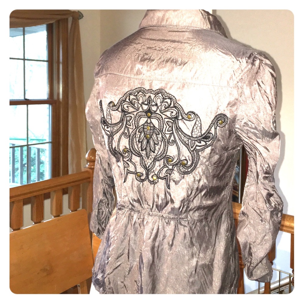 Love Culture, silky gray button down, w embroidery